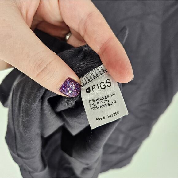 Figs Grey Short Sleeve Straight Leg Scrub Set L - Picture 7 of 15